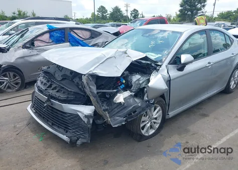 2025 Toyota Camry Le из США, поврежденный, VIN 4T1DAACK1SU011565
